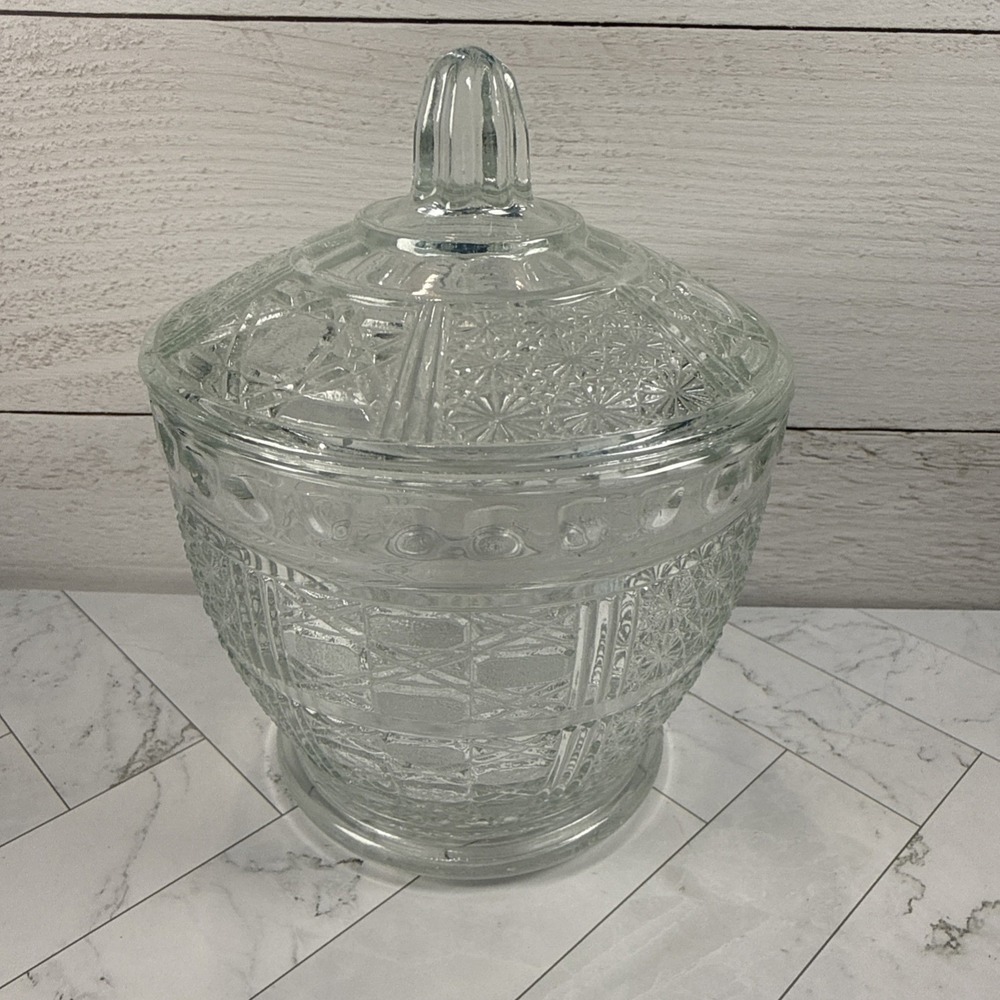VINTAGE CLEAR PRESSED GLASS LIDDED CANDY DISH, DAISEY AND CANE PATTERN